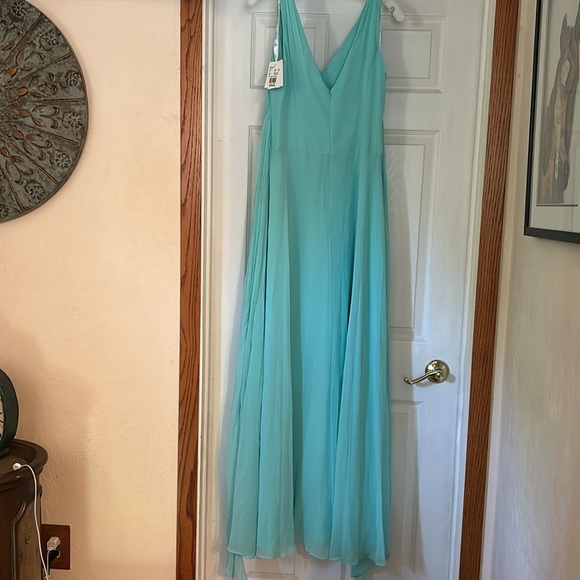 David’s Bridal Bridesmaid Dress Neverworn still has tags - Picture 2 of 2
